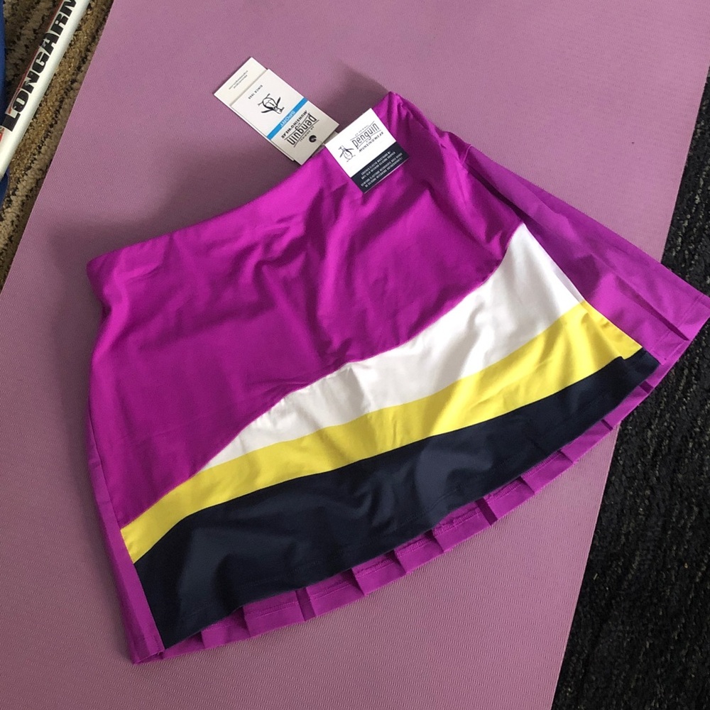 ORIGINAL PENGUIN (S) Purple Cactus Flower Block Pleated Skort